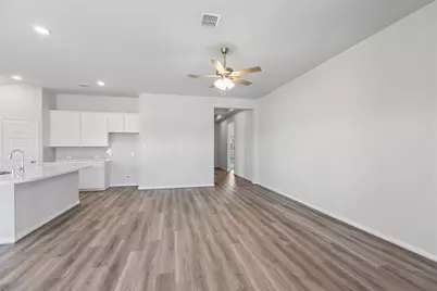 1266 W Shepard Drive, Dayton, TX 77535 - Photo 11