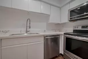 16800 Sugar Pine Dr, Houston, TX 77090 - Photo 21