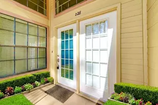 16800 Sugar Pine Dr, Houston, TX 77090 - Photo 5