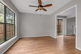 9207 Barr Cir, Houston, TX 77080 - Photo 15