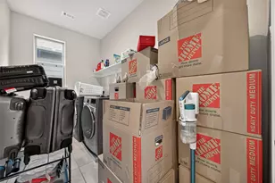 8659 Cedardale Park Dr, Houston, TX 77063 - Photo 23