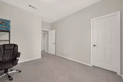 8659 Cedardale Park Drive, Houston, TX 77063 - Photo 21