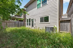 8659 Cedardale Park Dr, Houston, TX 77063 - Photo 35