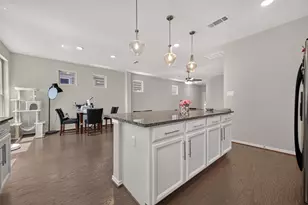 8659 Cedardale Park Dr, Houston, TX 77063 - Photo 17