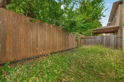 8659 Cedardale Park Drive, Houston, TX 77063 - Photo 37