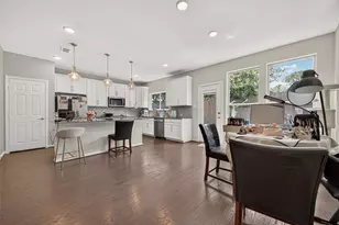 8659 Cedardale Park Dr, Houston, TX 77063 - Photo 13