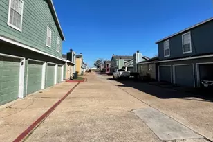 7679 Fallbrook Dr, Houston, TX 77086 - Photo 35