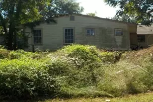 812 Tyler St, Jacksonville, TX 75766 - Photo 19