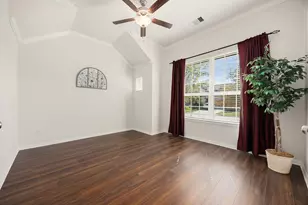 1573 Ancient Oak Ln, Conroe, TX 77301 - Photo 11