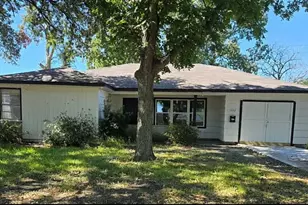 1902 Cleveland St, Pasadena, TX 77502 - Photo 1