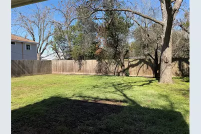 402 W Third Street, Brenham, TX 77833 - Photo 15