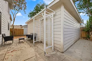 20938 Patriot Park Ln, Katy, TX 77449 - Photo 33