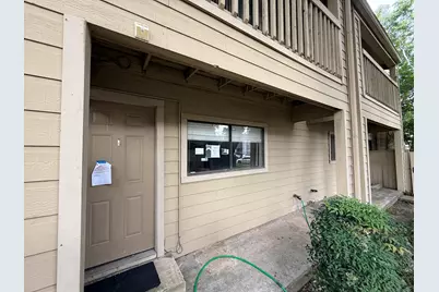 9333 Pagewood Lane, Houston, TX 77063 - Photo 3