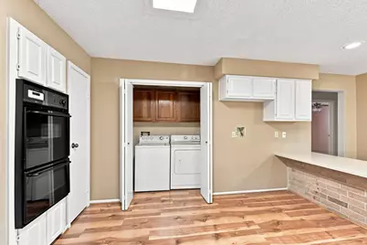 428 Old Course Dr, Friendswood, TX 77546 - Photo 9