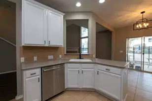 13600 Breton Ridge St, Houston, TX 77070 - Photo 9