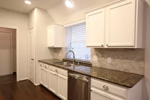 1715 Red Oak Terrace, Houston, TX 77339 - Photo 13