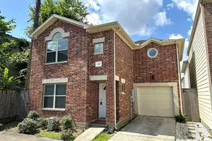 5951 S Loop E, Houston, TX 77033 - Photo 1