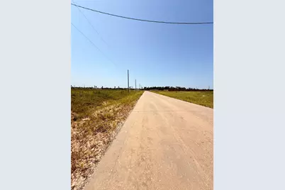 817 Road 591505, Cleveland, TX 77327 - Photo 5