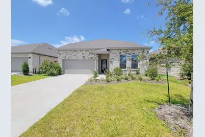 1927 Stargazer, Angleton, TX 77515 - Photo 1