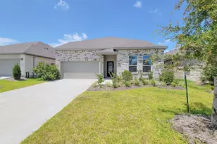 1927 Stargazer, Angleton, TX 77515 - Photo 1