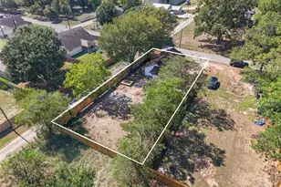 503 Anderson St, Sealy, TX 77474 - Photo 21