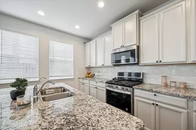 9906 Brickhouse Drive, Houston, TX 77080 - Photo 7
