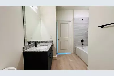 19100 Woodland Hills Drive #B1, Humble, TX 77346 - Photo 15