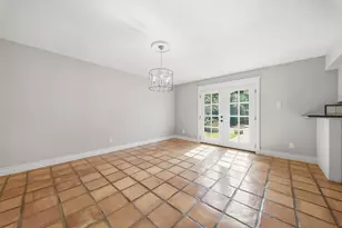7705 Beaudelaire Cir, Galveston, TX 77551 - Photo 5