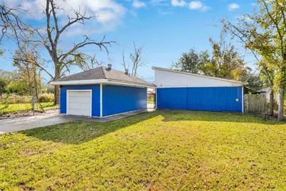 7514 Glen Manor Drive, Houston, TX 77028 - Photo 33