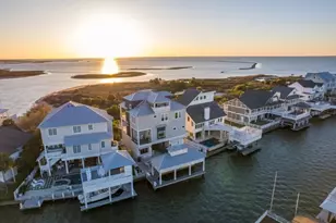 3430 Treasure Cir, Galveston, TX 77554 - Photo 7