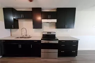 101 Easy St, Willis, TX 77378 - Photo 9