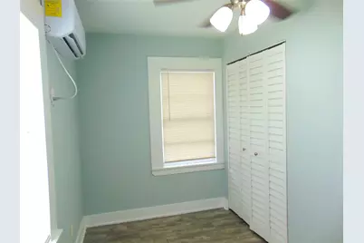 5113 Avenue O 1/2 Front Street #Front, Galveston, TX 77551 - Photo 17