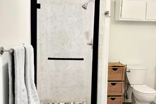 1407 Nevada St, Houston, TX 77006 - Photo 7