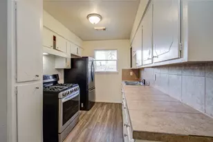 231 Gruss Dr, Houston, TX 77060 - Photo 9