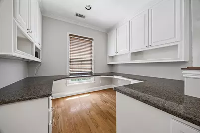 6604 Kelvin Drive, Houston, TX 77030 - Photo 15