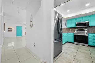 6517 S Briar Bayou Dr, Houston, TX 77072 - Photo 3