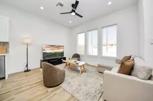 3909 Maggie St, Houston, TX 77051 - Photo 5