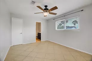 1180 Sailfish St, Bayou Vista, TX 77563 - Photo 15