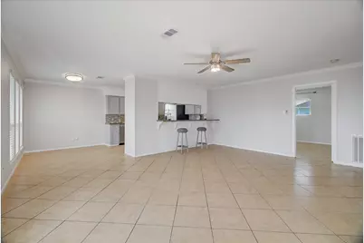 1180 Sailfish Street, Bayou Vista, TX 77563 - Photo 7