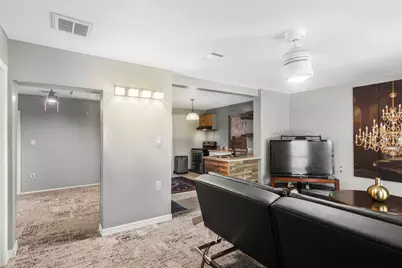 8617 Woodruff Street, Houston, TX 77012 - Photo 11