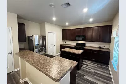 2340 La Salle Woods, Conroe, TX 77304 - Photo 13