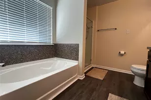 2340 La Salle Woods, Conroe, TX 77304 - Photo 21