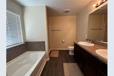 2340 La Salle Woods, Conroe, TX 77304 - Photo 23