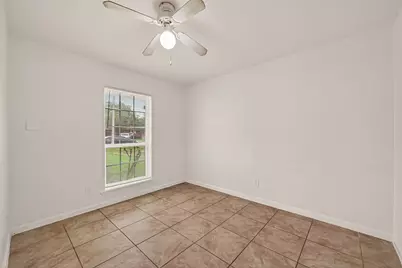 6311 Tall Willow Drive, Houston, TX 77088 - Photo 19