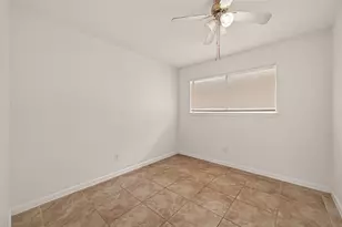 6311 Tall Willow Dr, Houston, TX 77088 - Photo 23