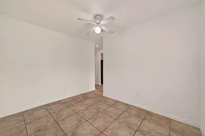6311 Tall Willow Drive, Houston, TX 77088 - Photo 21