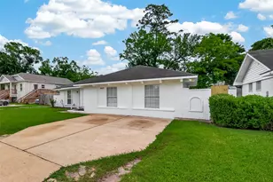 6311 Tall Willow Dr, Houston, TX 77088 - Photo 3