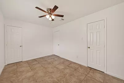 6311 Tall Willow Drive, Houston, TX 77088 - Photo 31