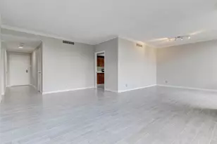 14 Greenway Plz, Houston, TX 77046 - Photo 17