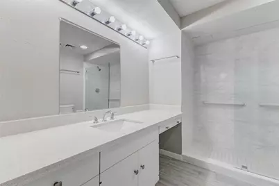 14 Greenway Plaza #5O, Houston, TX 77046 - Photo 39